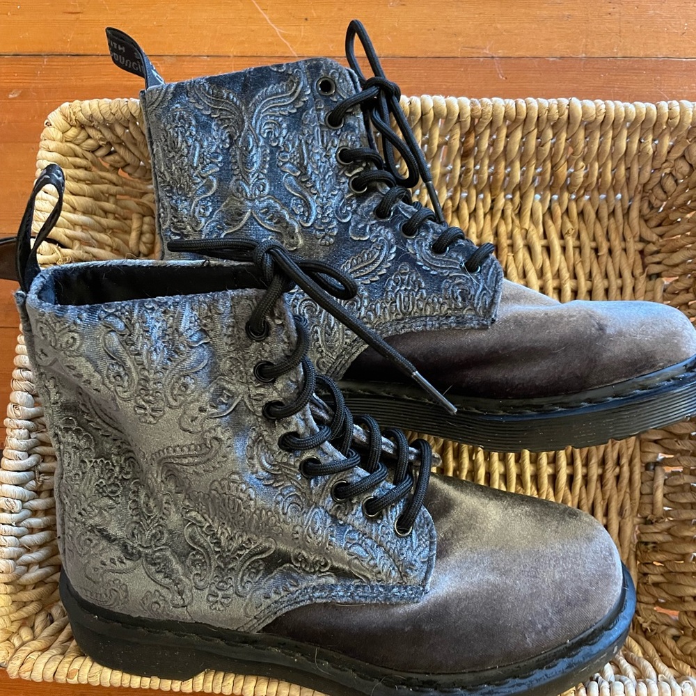 Dr. Martens 1460 Brocade Gray